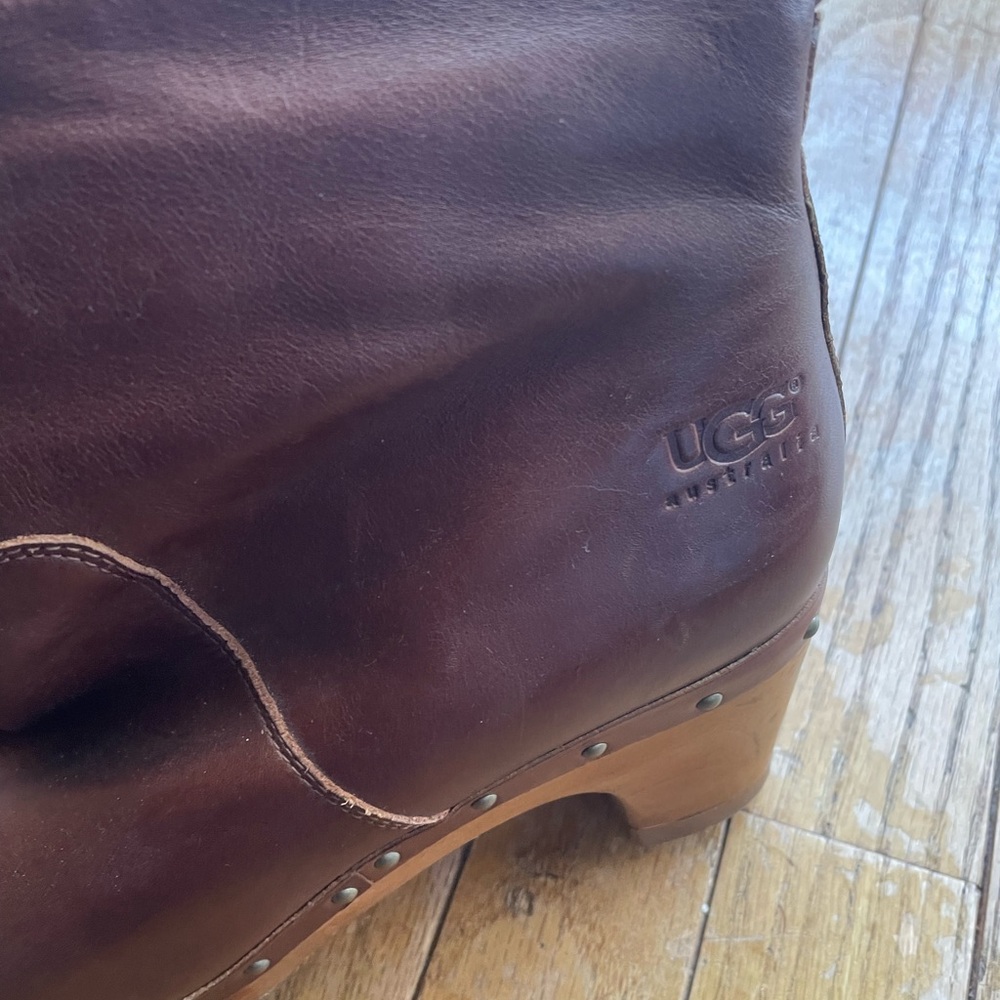 Ugg boots - Picture 2 of 9